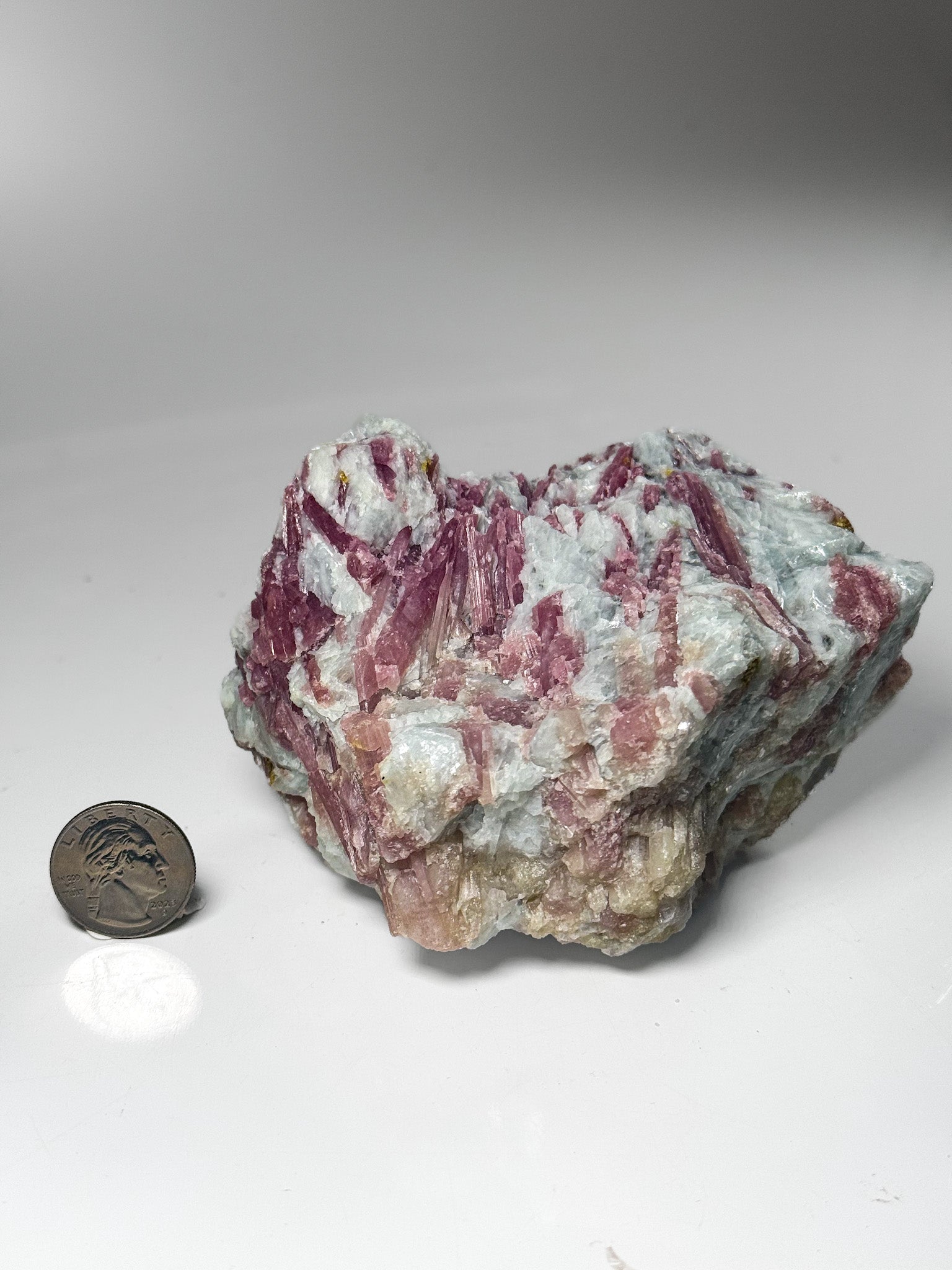 Good Earth Rocks Gallery : Automobile Alley - Tourmaline Crystals