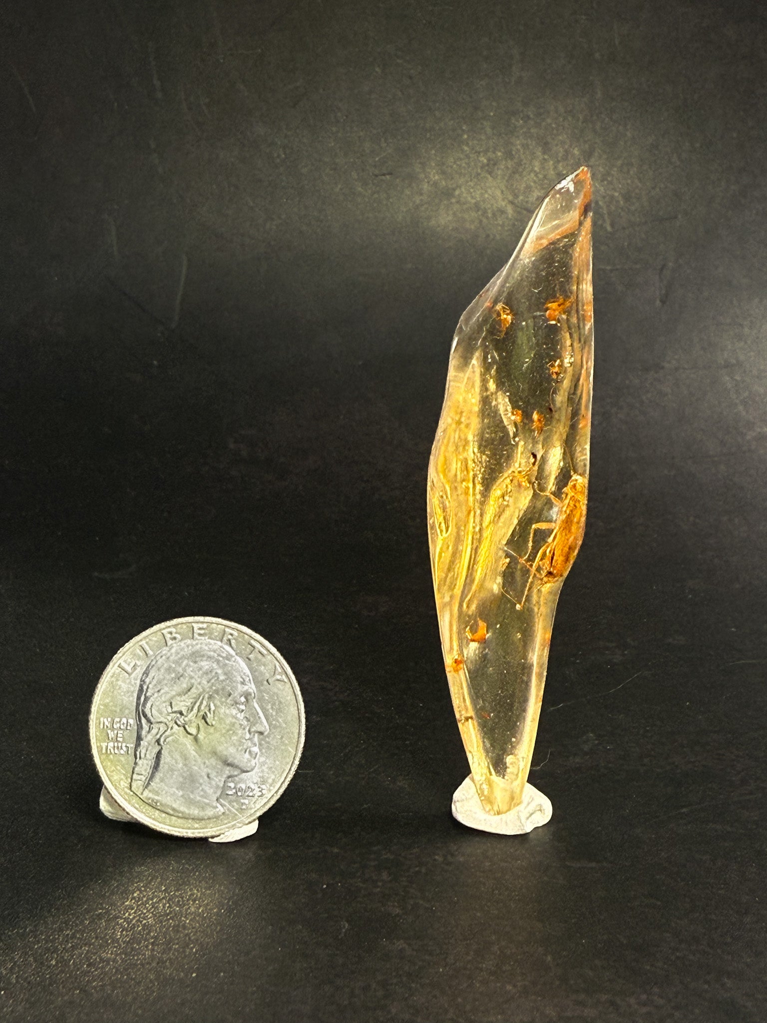 Good Earth Rocks Gallery: Amber