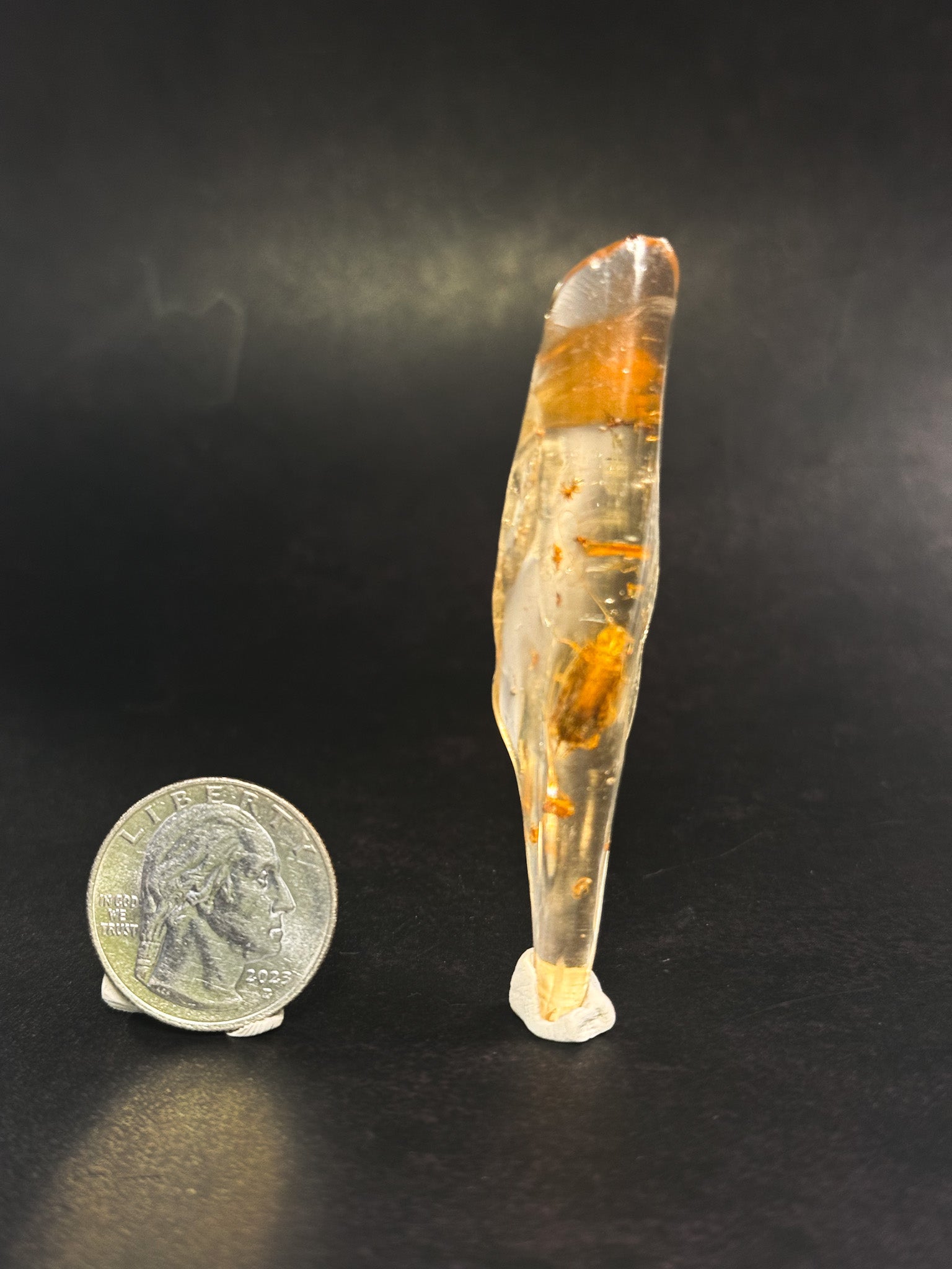 Good Earth Rocks Gallery: Amber