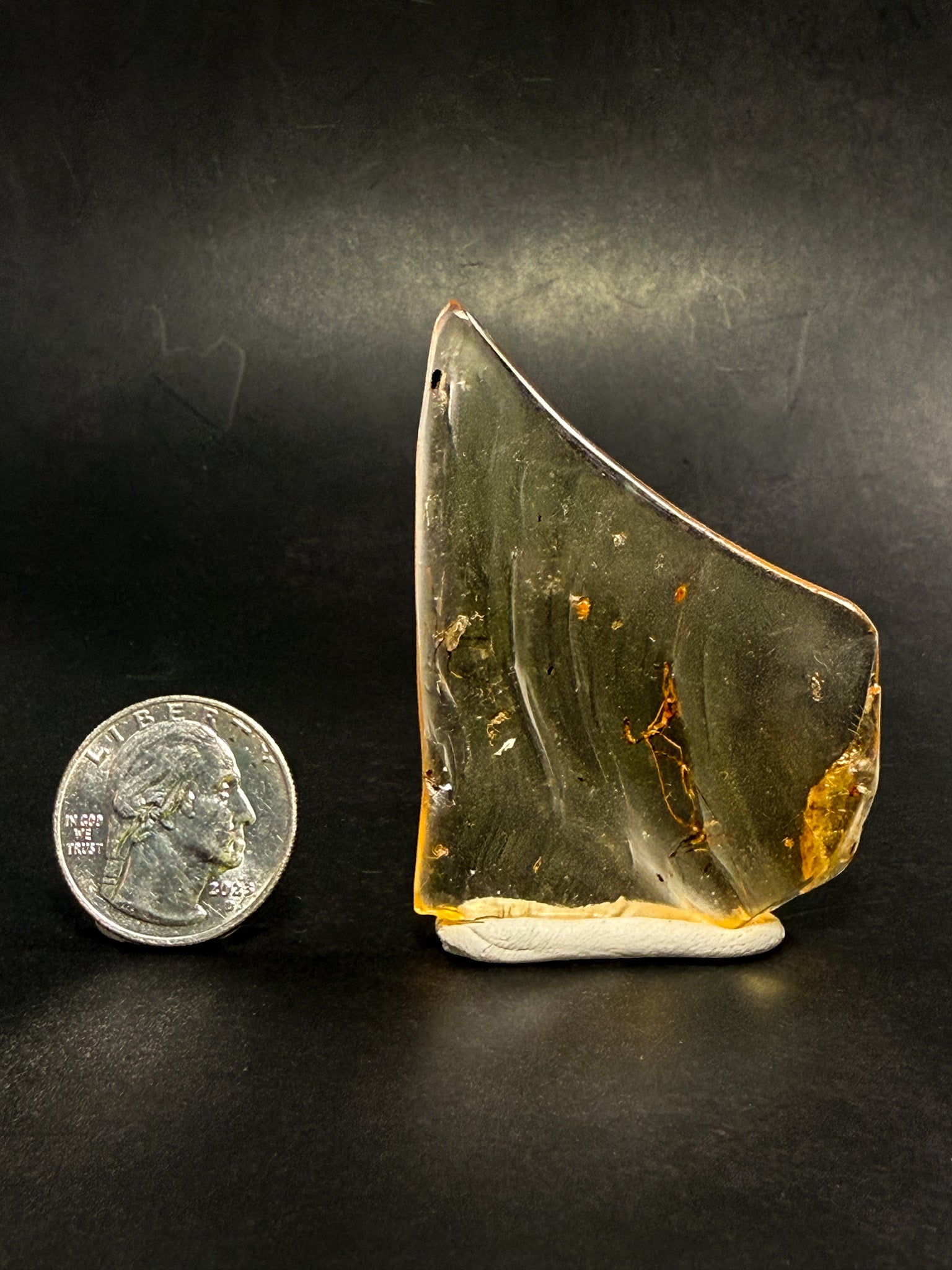 Good Earth Rocks Gallery: Amber
