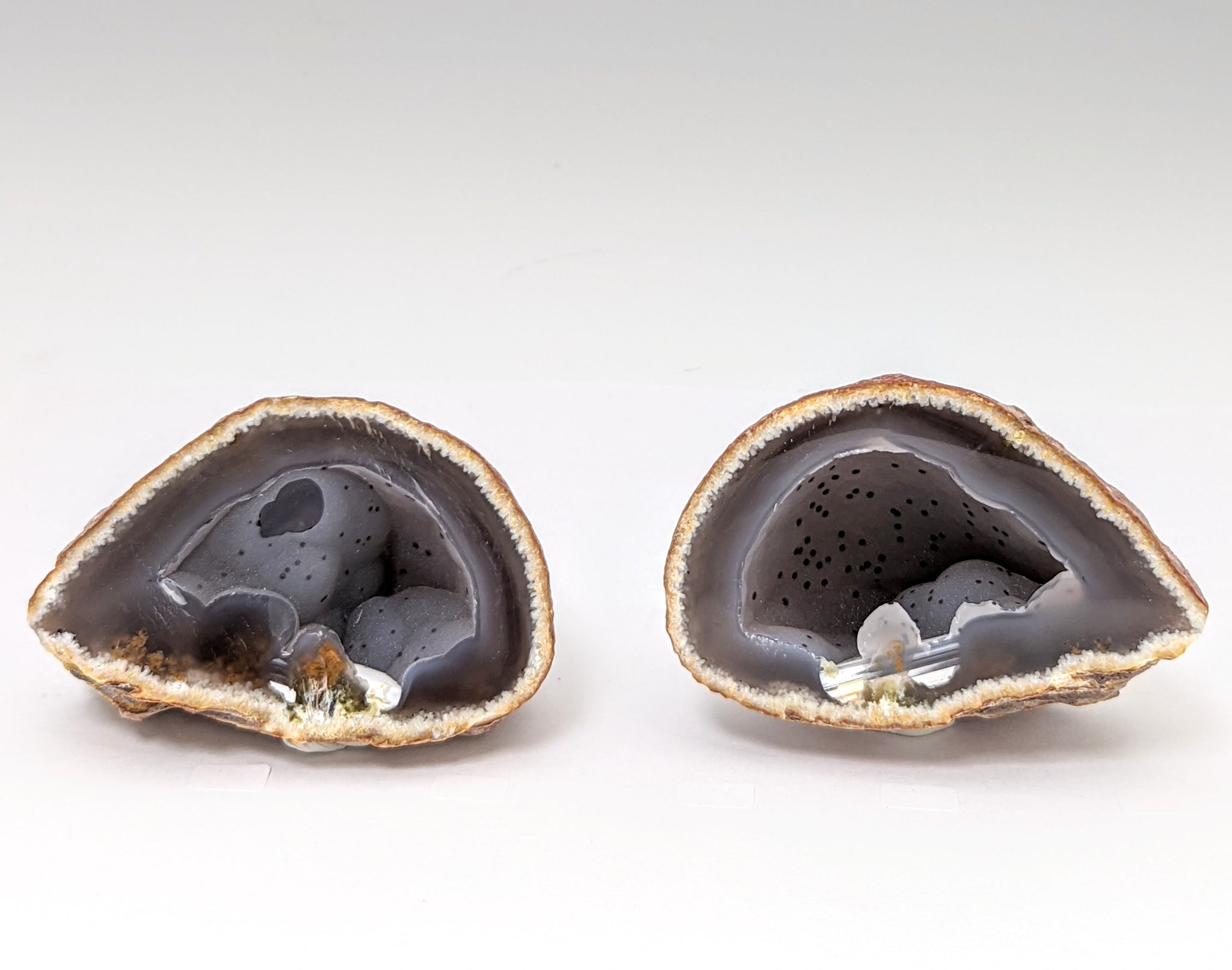 Mexican Ocho Geode With Black SPeckles and Druzy Inside